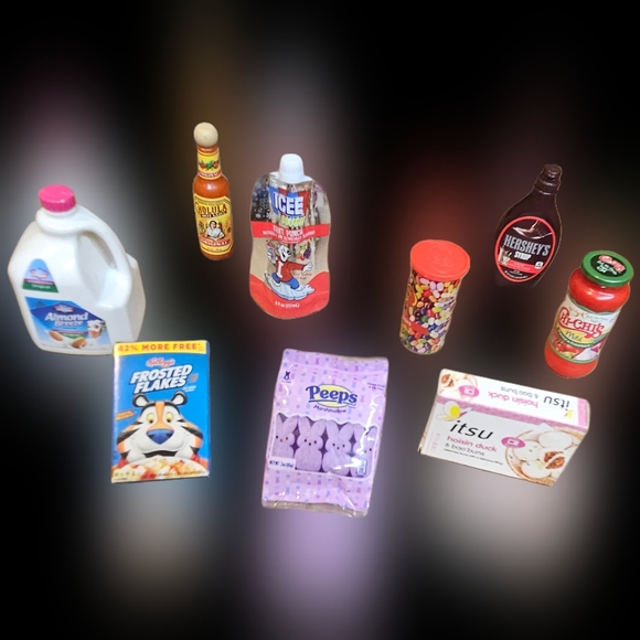 Mini Brands Pins! -Mystery Pick Pins! - Picture 3 of 13